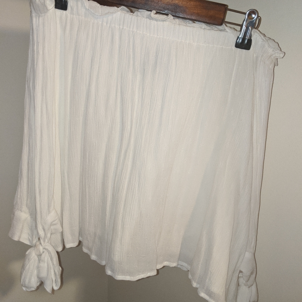 Women's American Eagle Outfitters Off-Shoulder Top